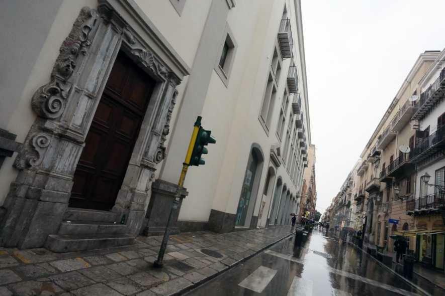 Apartament Coquille Maqueda Palermo Zewnętrze zdjęcie